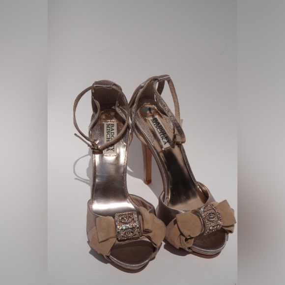 BADGLEY MISCHKA Evening Rose Gold Strappy 4.5" Heels - Picture 6 of 9